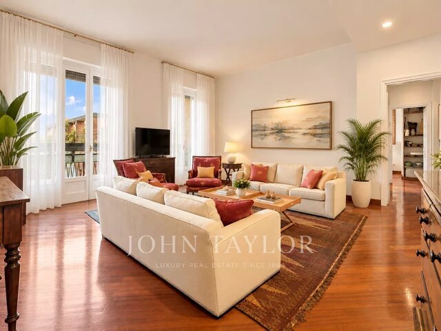 Milano — property photo 1 of 9